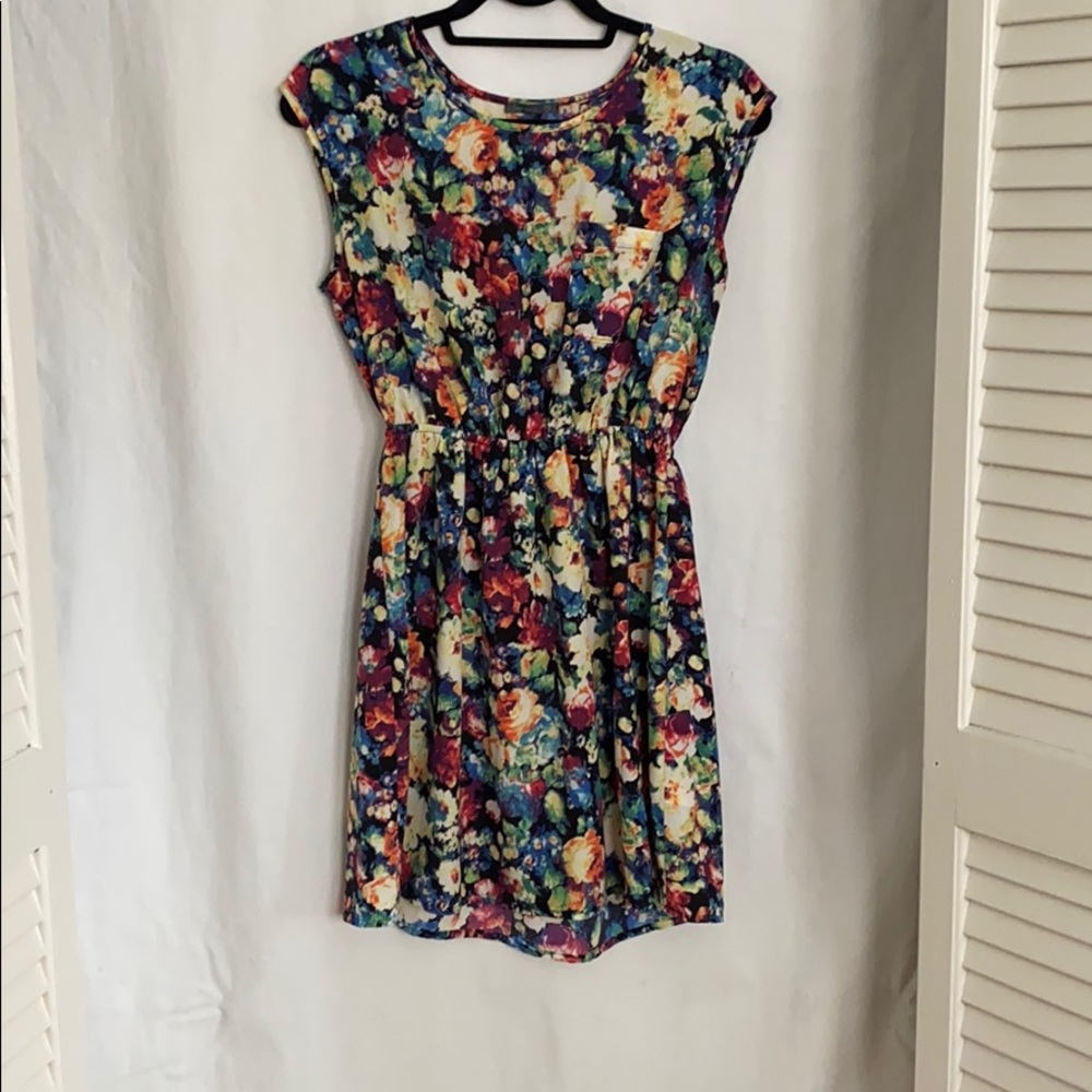 Floral lightweight dress